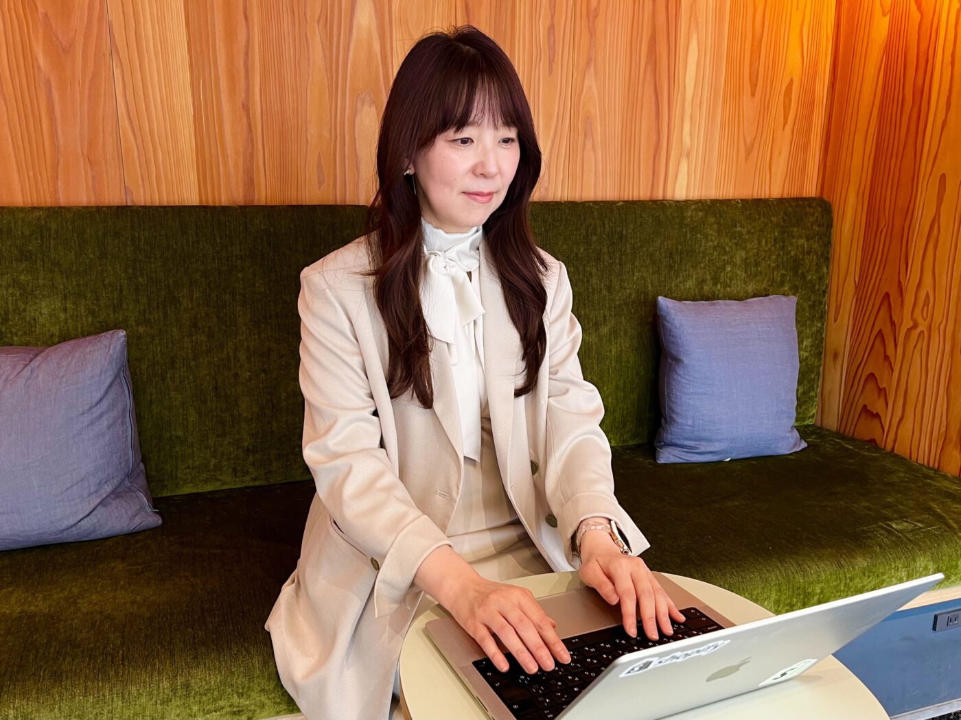 実は、もともとは教育業界に20年ほどいました。